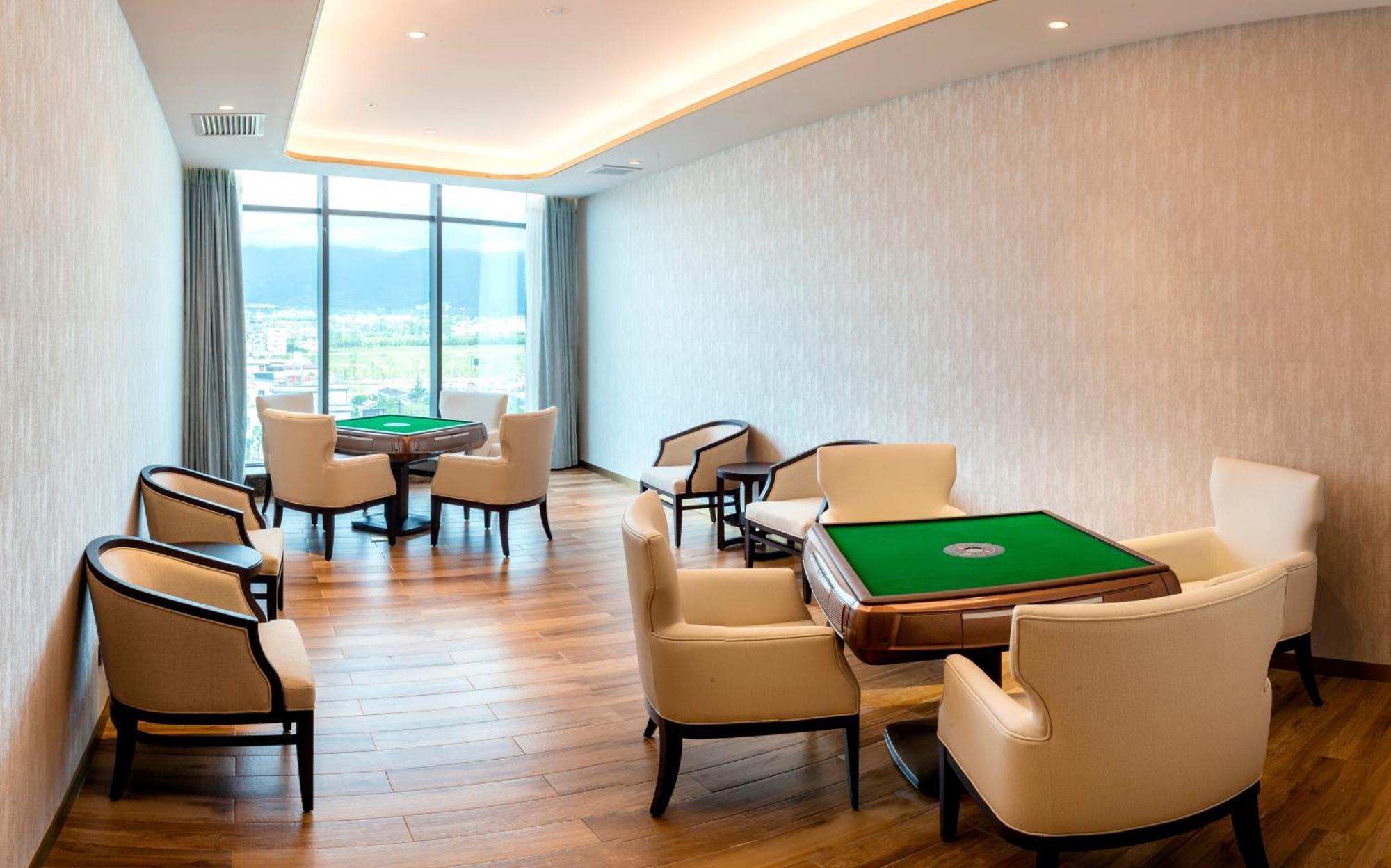 รามาดา พลาซา ฟูเทียน เลค Hotel Chengjiang  ภายนอก รูปภาพ