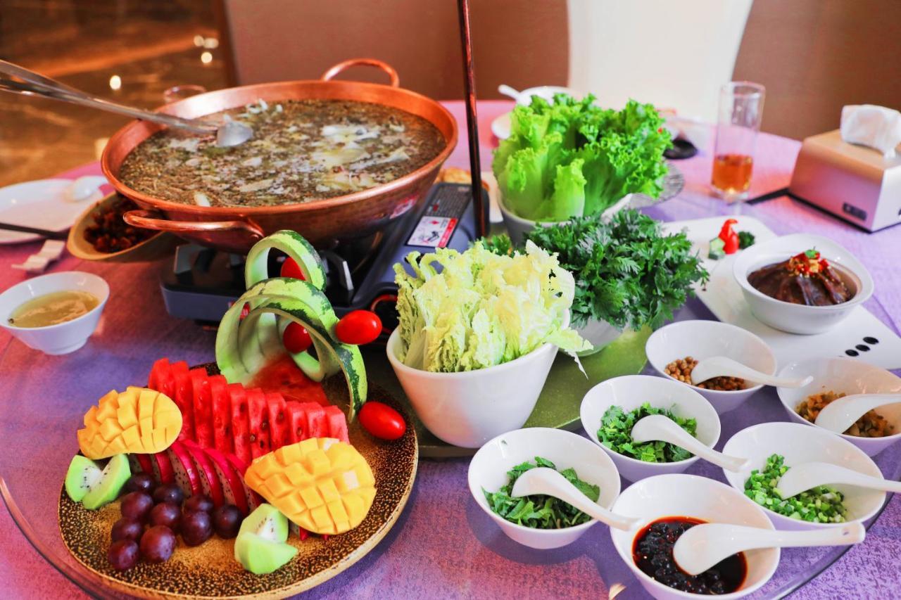 รามาดา พลาซา ฟูเทียน เลค Hotel Chengjiang  ภายนอก รูปภาพ