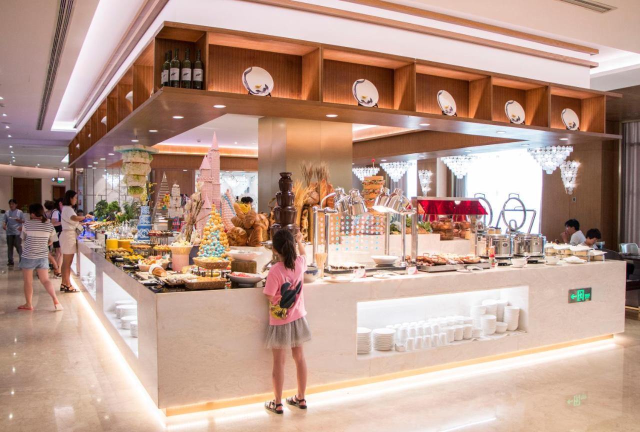 รามาดา พลาซา ฟูเทียน เลค Hotel Chengjiang  ภายนอก รูปภาพ